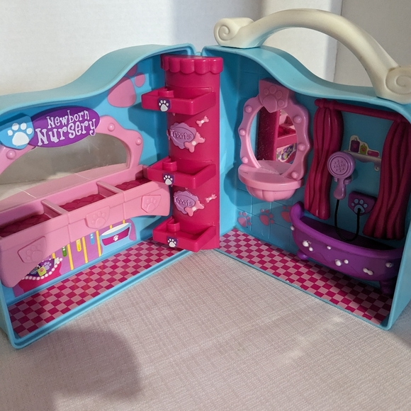 Puppy In My Pocket newborn nursery with pets and accessories complete 2005-08 - Picture 10 of 10